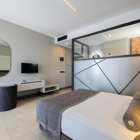 酒店 Roseira Mar-inn Luxury 16 Adult Only 3*